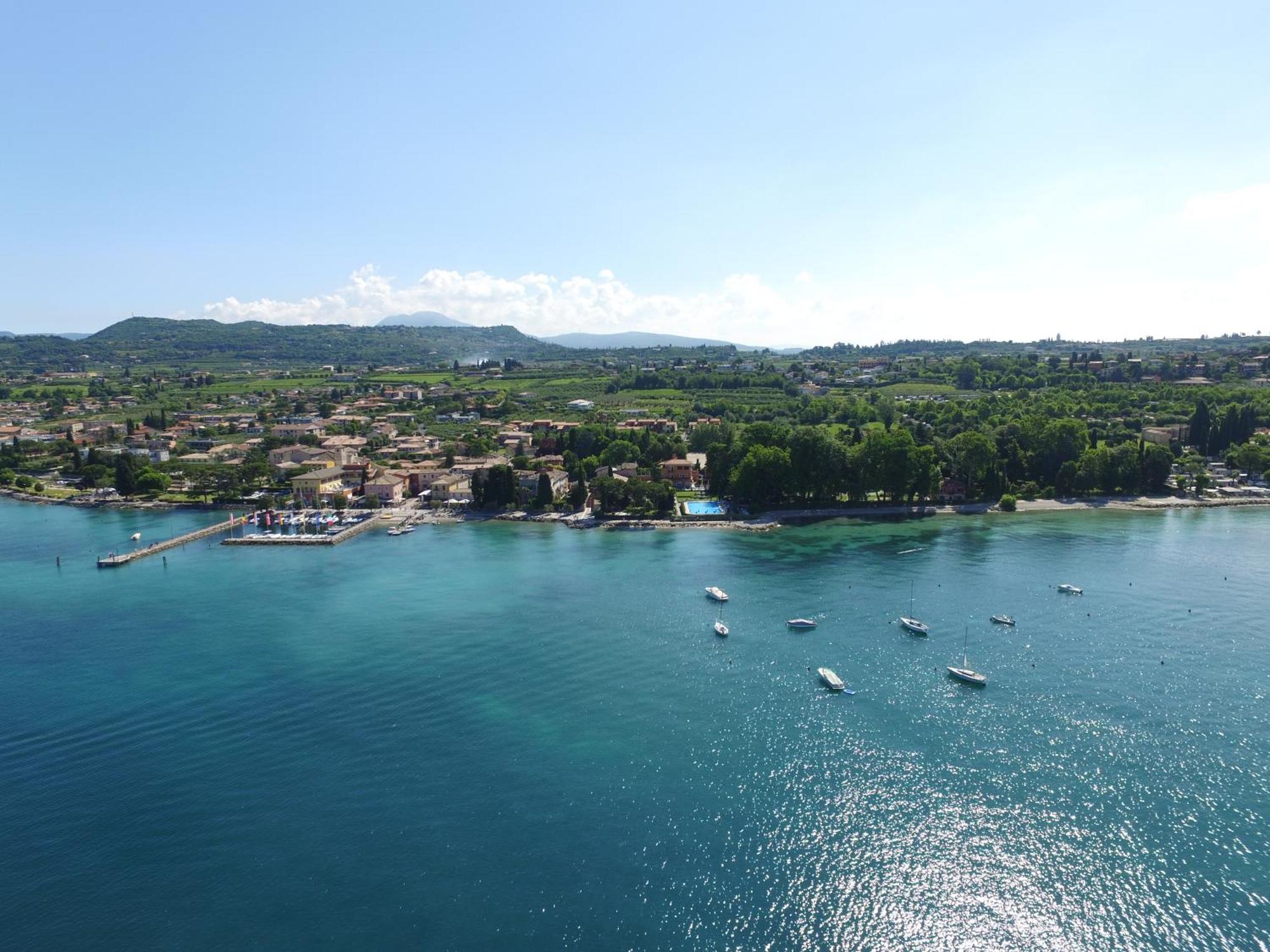 Hotel Vela D'Oro ***S บาร์โดลิโน ภายนอก รูปภาพ